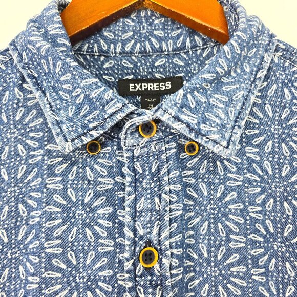 EXPRESS Chambray BLue Denim White Paisley Print Button Down Long Sleeve Shirt - Picture 7 of 9
